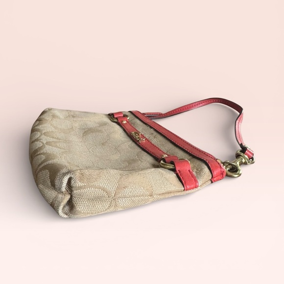 Coach Gallery Signature Medium Wristlet - Picture 4 of 5